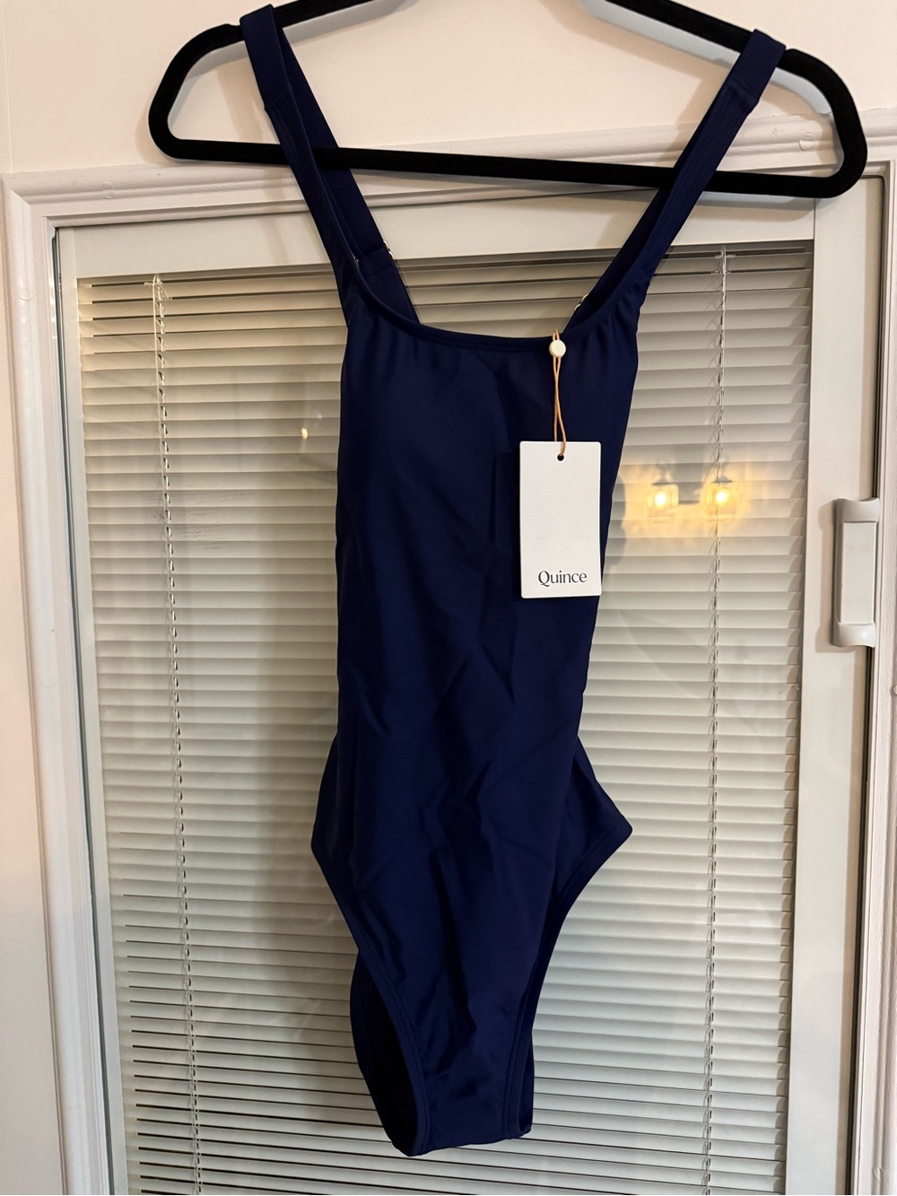 NWT Quince Italian Cross-Back One-Piece Swimsuit Sz XS - Picture 3 of 5